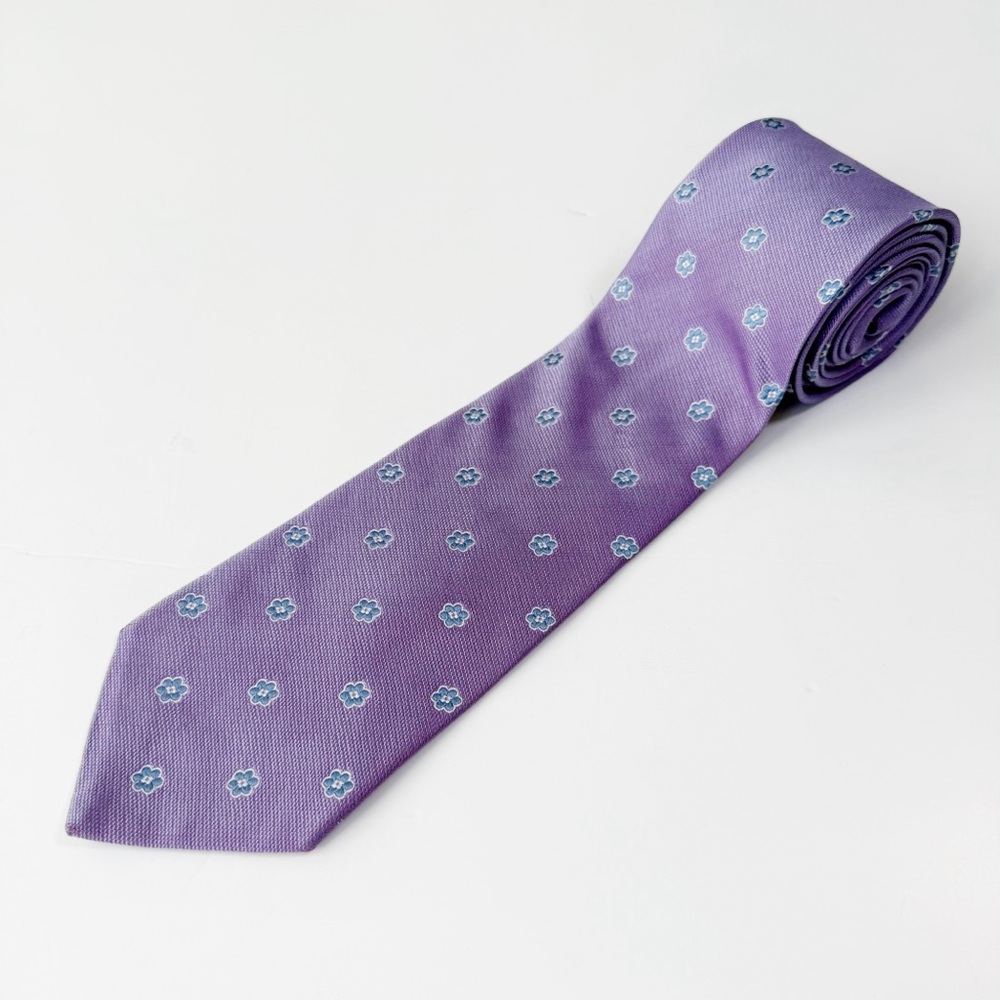 Brooks Brothers 346 Men Purple 100% Silk Dainty Floral Embroidered Tie Luxury